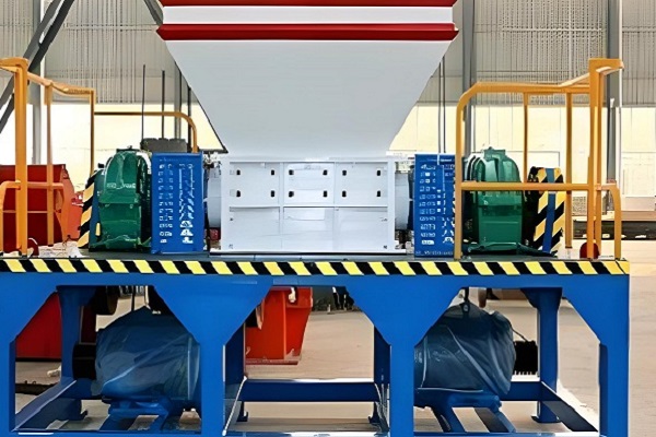 The role and daily maintenance of shredder in garbage dispos