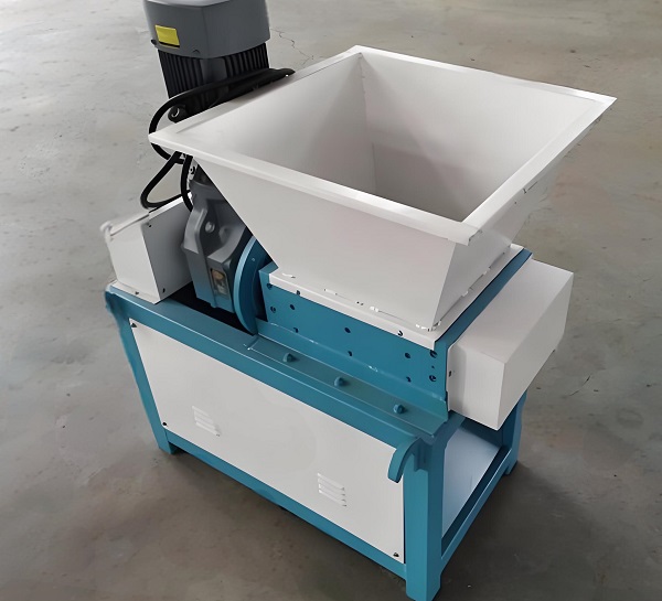 Single Shaft Shredder