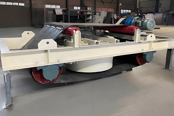 Applications and characteristics of iron separators