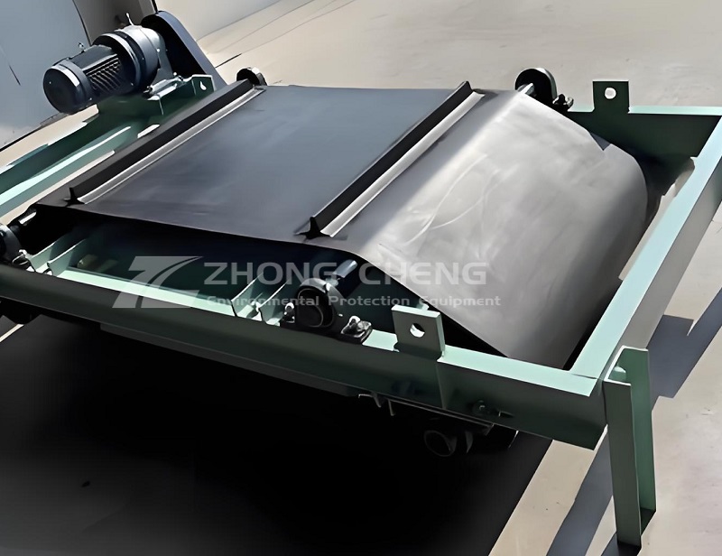 Flat plate magnetic separator