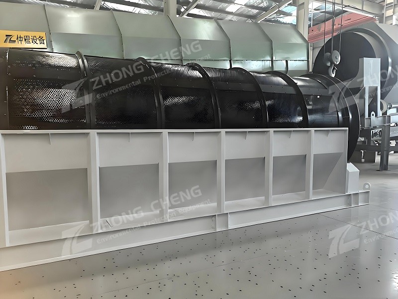 Shaftless trommel screen