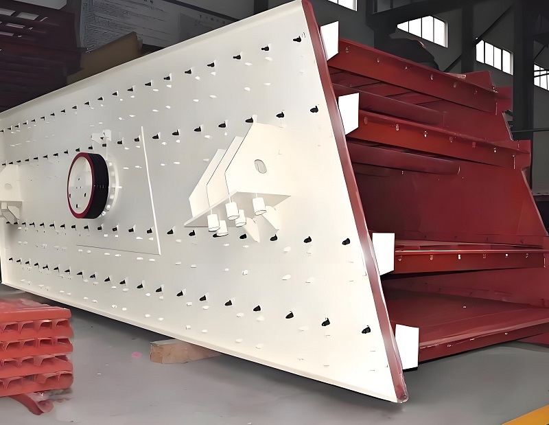 Construction waste screening equipment