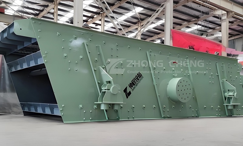 Construction waste screening equipment