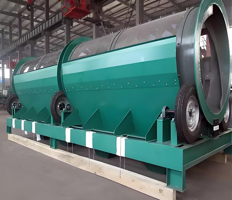 Municipal solid waste screening equipment