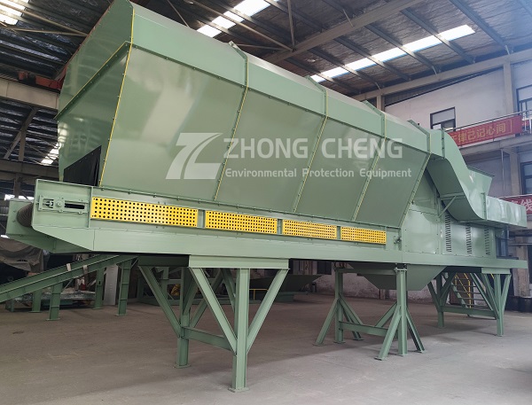 Construction waste screening equipment